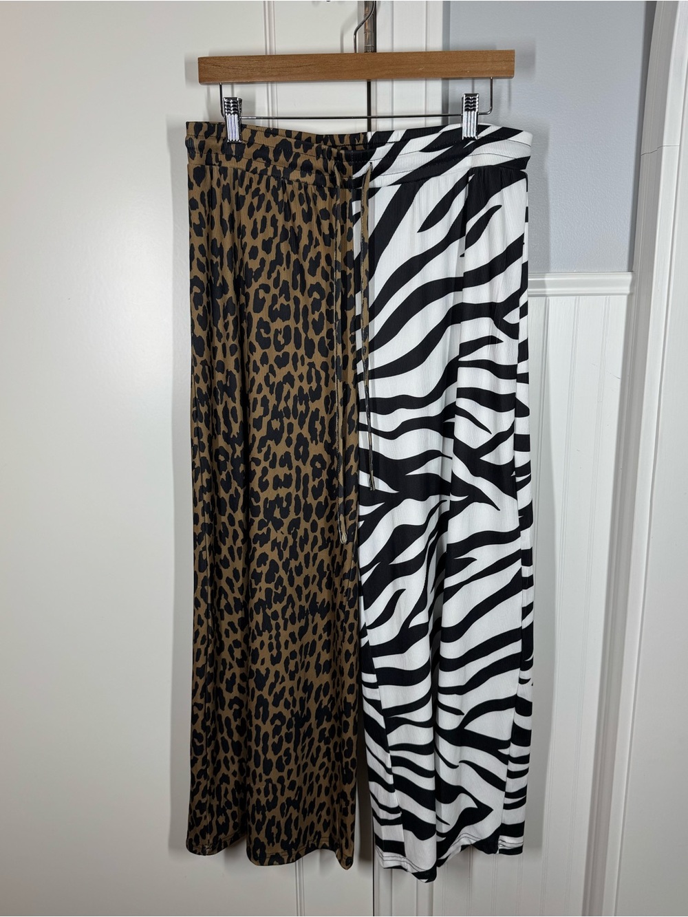 EMY Ave Leopard & Zebra Print Wide leg pants Brown/Black & White Large XL fun